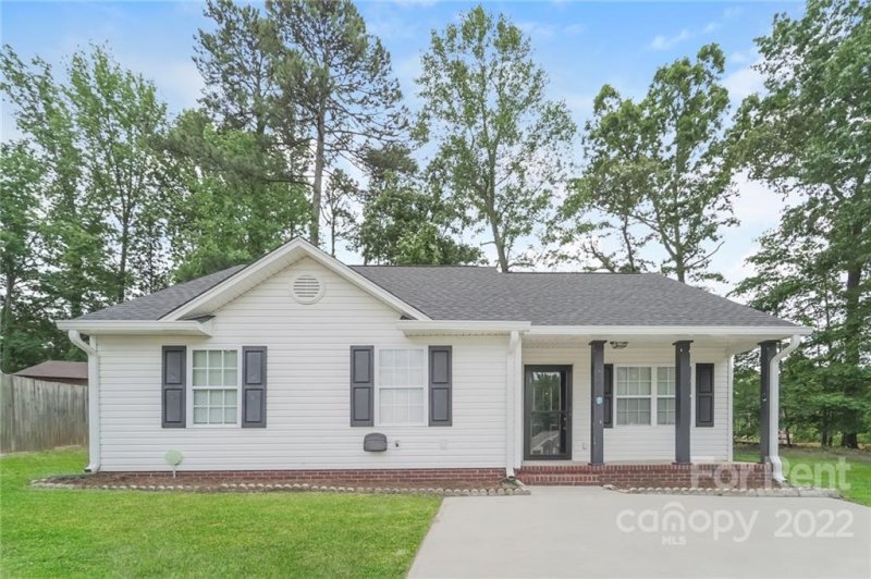 2200 Blue Hampton Lane