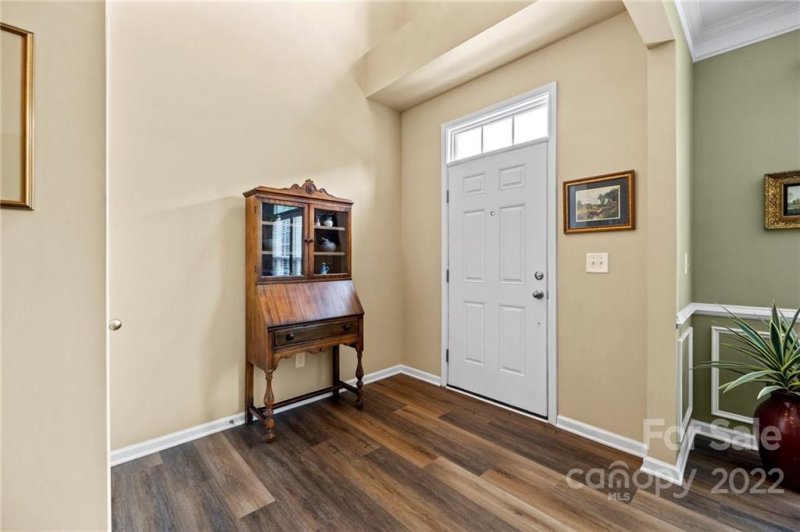 Property image 4 at 5117 Berkeley Creek Lane, Charlotte, NC 28277