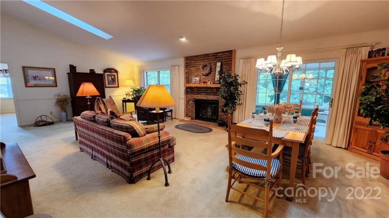 Property image 3 at 30 Park Avenue, Asheville, NC 28803