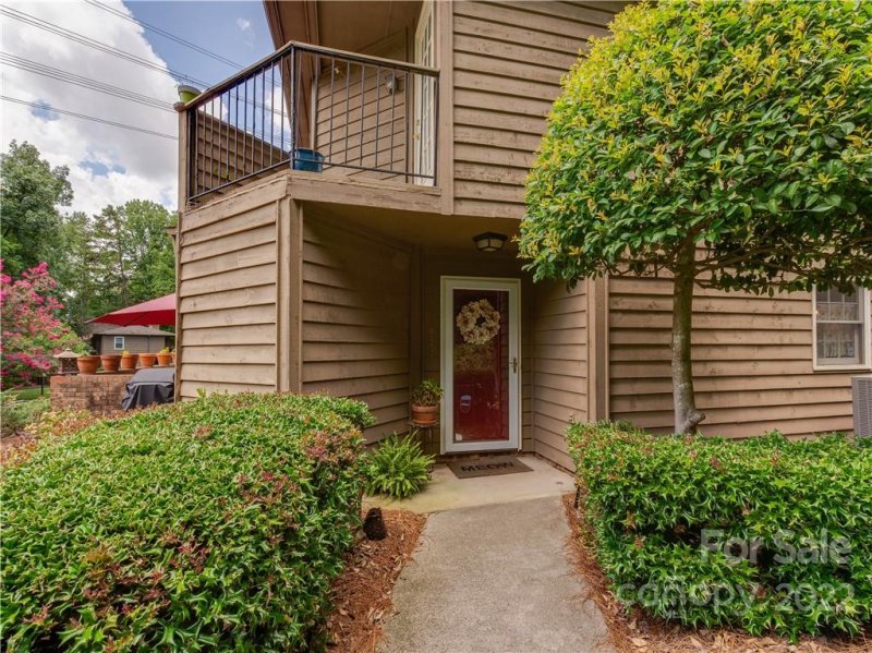 Property image 2 at 3432 Colony Crossing Drive, Charlotte, NC 28226