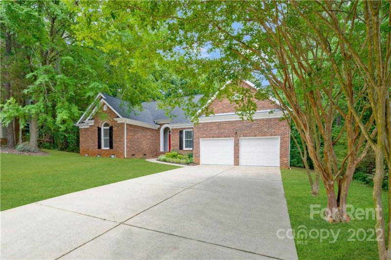 Property image 2 at 5814 Maylandia Road, Charlotte, NC 28269