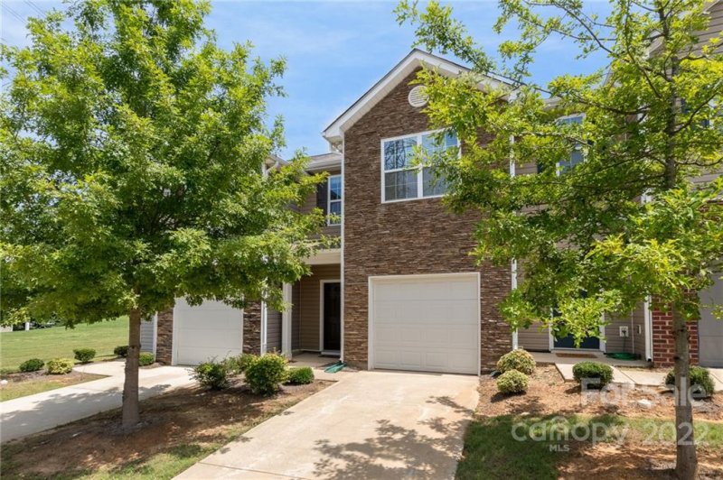 9138 Bradstreet Commons Way