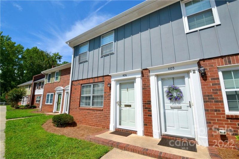 Property image 2 at 1300 Larchmont Place, Salisbury, NC 28144