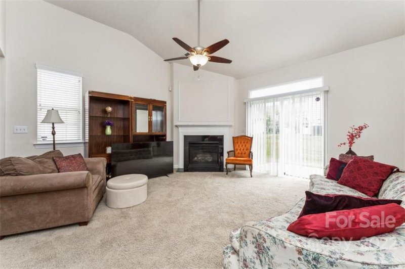 Property image 5 at 11039 Lucky Horseshoe Lane, Charlotte, NC 28277