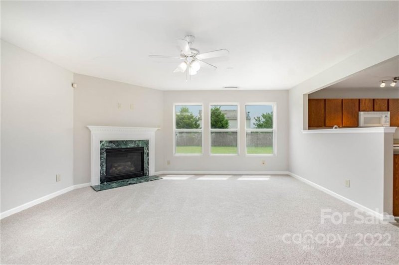 Property image 3 at 14041 Lawrence Farm Lane, Charlotte, NC 28278