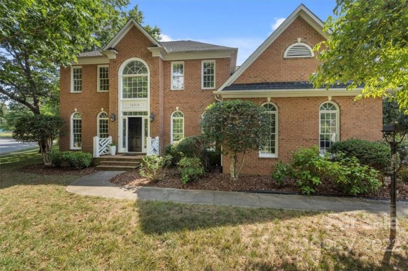 Property image 2 at 16410 Woolwine Road, Charlotte, NC 28278
