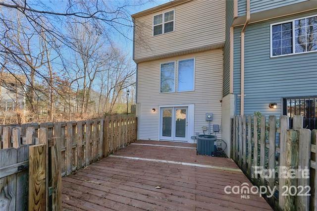 Property image 5 at 7305 Pebblestone Drive, Charlotte, NC 28212