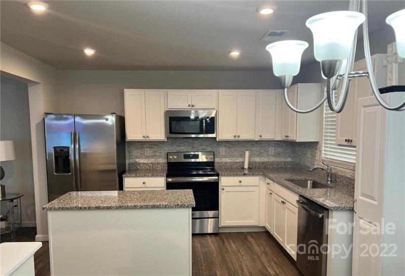Property image 3 at 959 Taybyn Road, Fort Mill, SC 29715