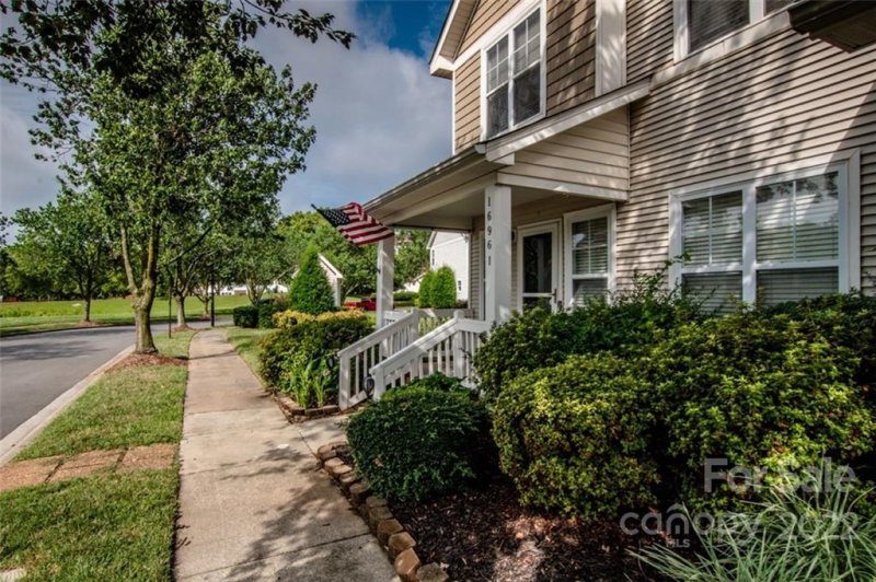 Property image 4 at 16961 Bridgeton Lane, Huntersville, NC 28078