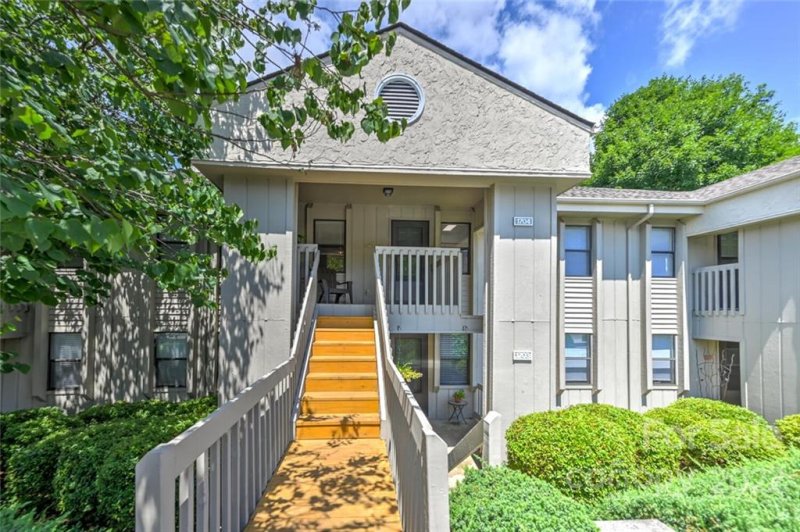 Property image 2 at 1704 Abbey Circle, Asheville, NC 28805