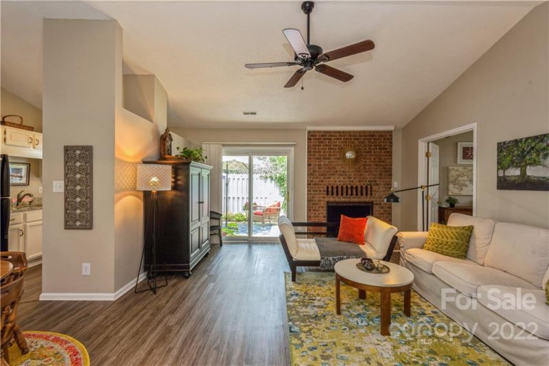 Property image 5 at 2705 Tiergarten Lane, Charlotte, NC 28210