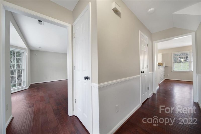 Property image 4 at 9911 Manbey Court, Charlotte, NC 28269