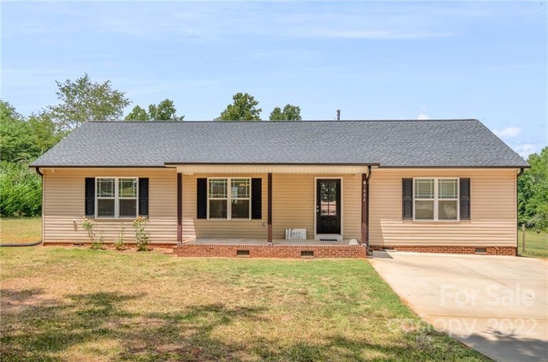 Property image 4 at 1084 Park Circle, Lincolnton, NC 28092