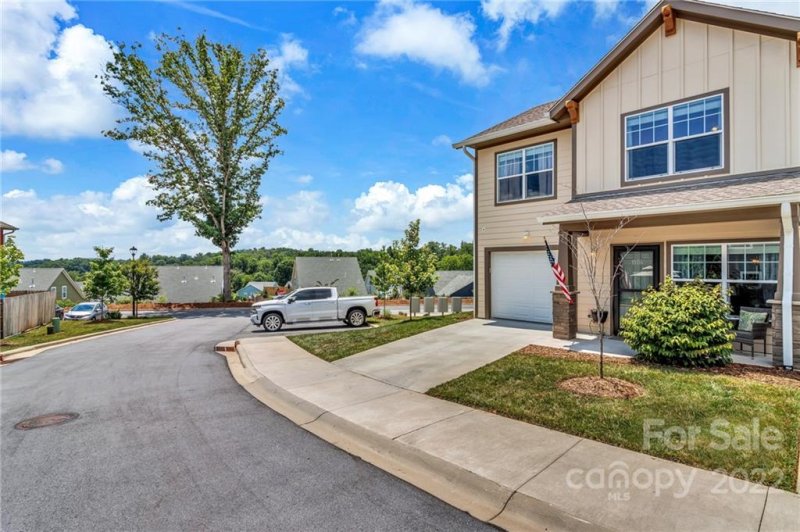 Property image 2 at 1104 Lynwood Forest Road, Arden, NC 28704