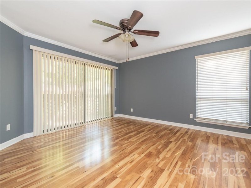 Property image 5 at 1600 Sharon Road, Charlotte, NC 28210