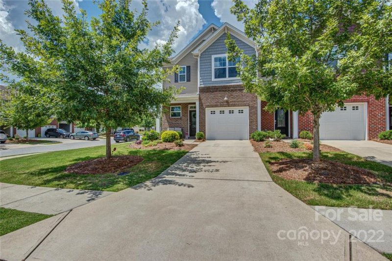 Property image 2 at 2708 Sawbridge Lane, Gastonia, NC 28056