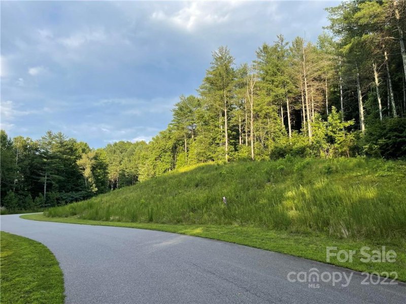 3252 Peninsula Pointe Drive