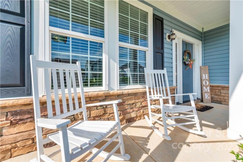 Property image 3 at 720 Robert Moses Drive, Gastonia, NC 28056