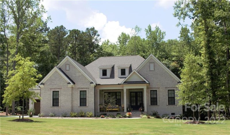 2216 Tully More Drive