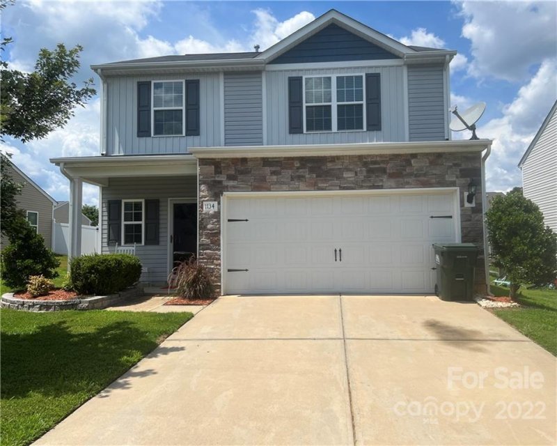 1134 Blue Topaz Drive