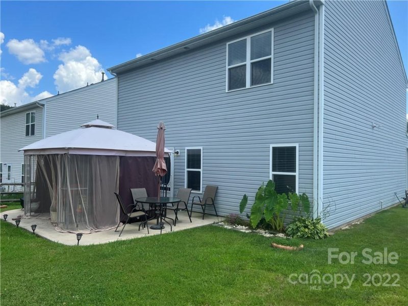 Property image 5 at 1134 Blue Topaz Drive, Dallas, NC 28034