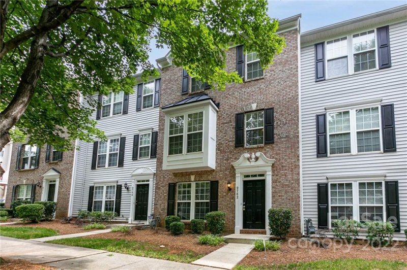 9762 Blossom Hill Drive