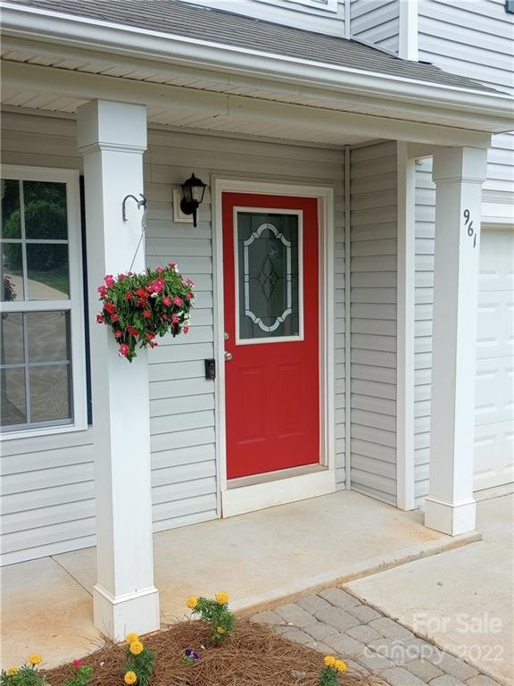 Property image 2 at 961 Poplar Forest Ridge, Clover, SC 29710