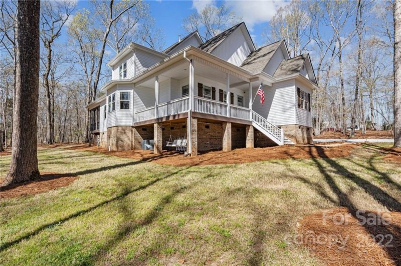 Property image 2 at 8510 Viking Drive, Waxhaw, NC 28173