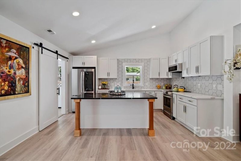 Property image 2 at 7121 Powder Mill Place, Charlotte, NC 28277