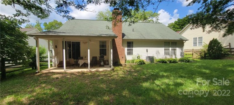 Property image 3 at 5825 Nw Birchfield Lane, Concord, NC 28027