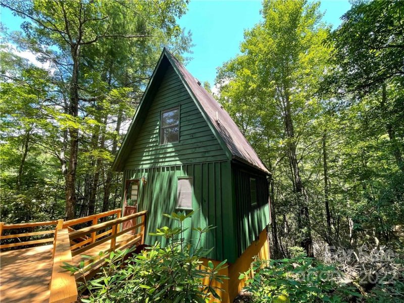 Property image 2 at 14 Bear Cub Drive, Spruce Pine, NC 28777