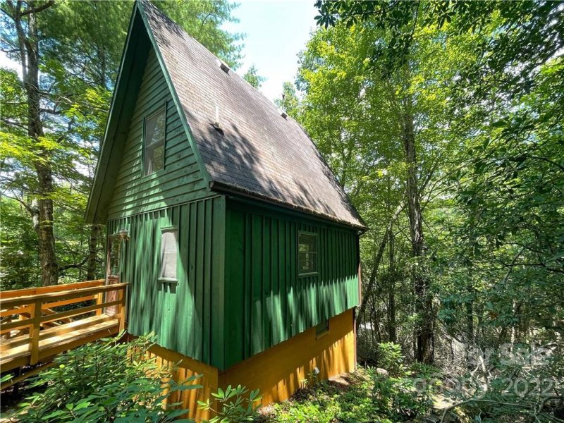 Property image 3 at 14 Bear Cub Drive, Spruce Pine, NC 28777