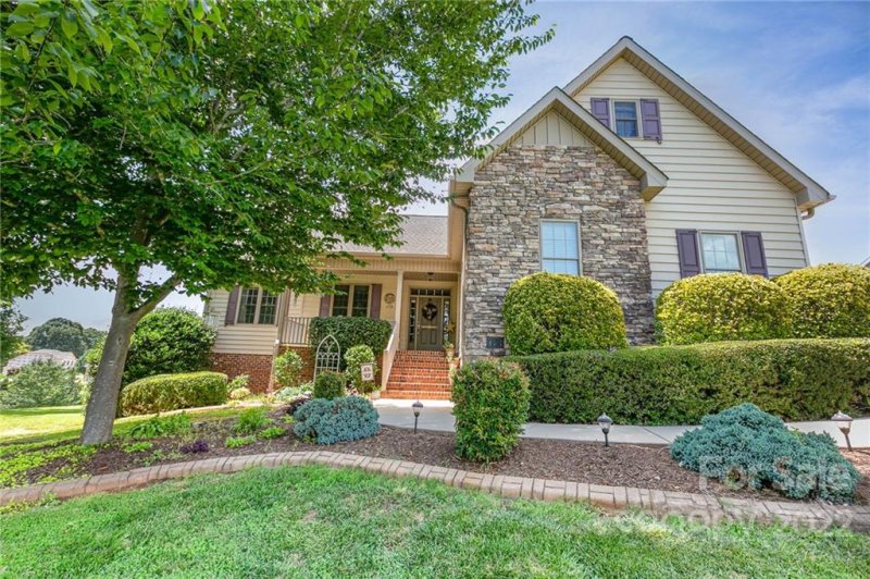 173 Lippard Springs Circle