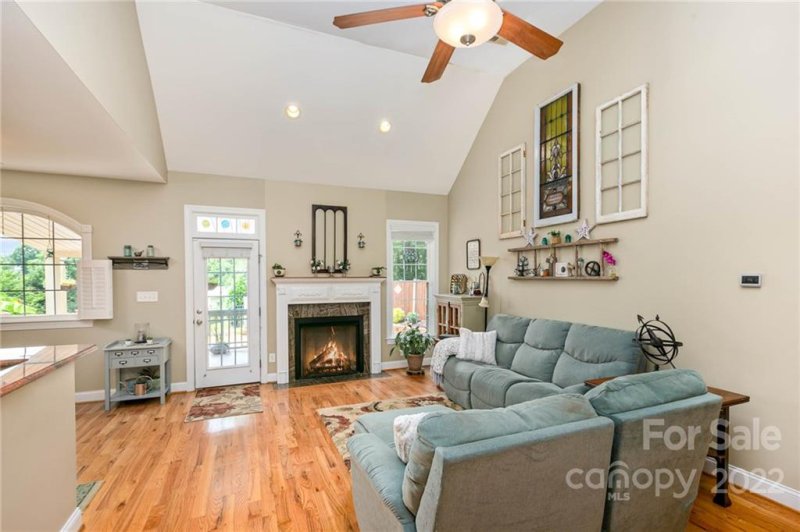 Property image 5 at 173 Lippard Springs Circle, Statesville, NC 28677