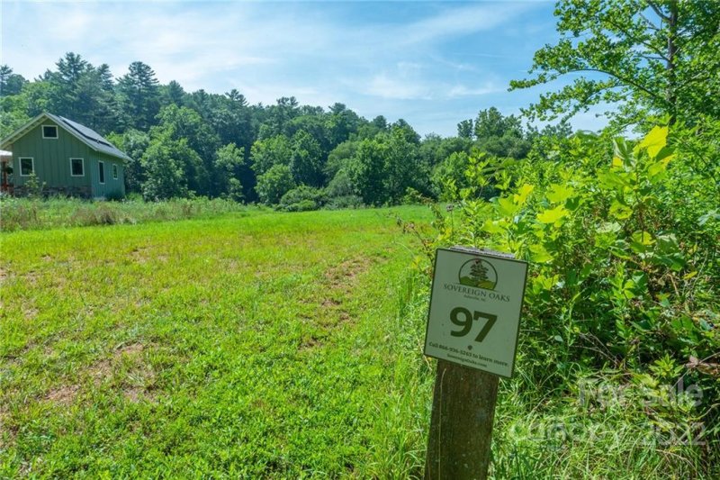 Property image 3 at 12 Parkland Grove, Asheville, NC 28805