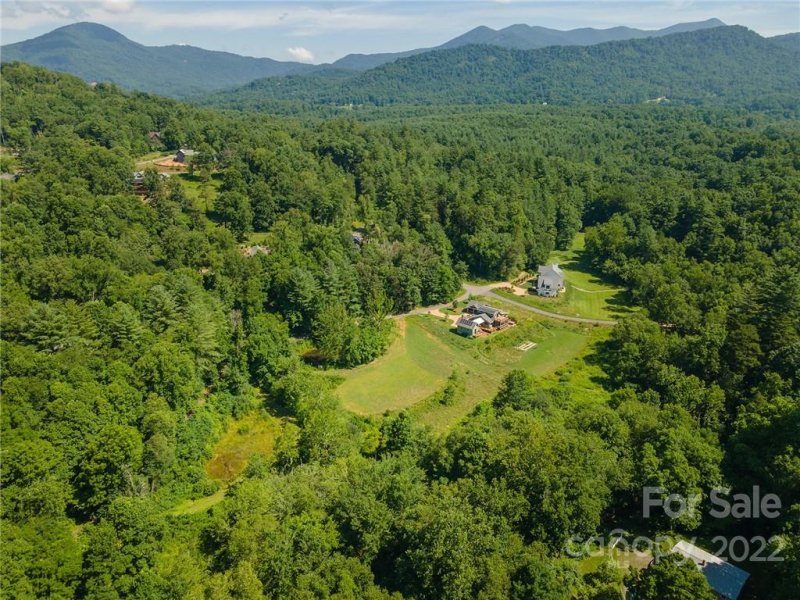 Property image 4 at 12 Parkland Grove, Asheville, NC 28805