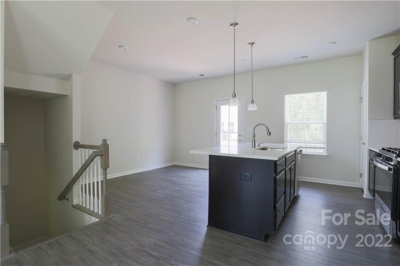 Property image 4 at 1156 Ashbury Street, Charlotte, NC 28216