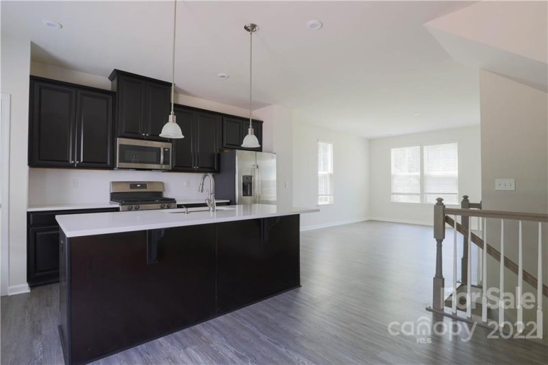 Property image 5 at 1156 Ashbury Street, Charlotte, NC 28216
