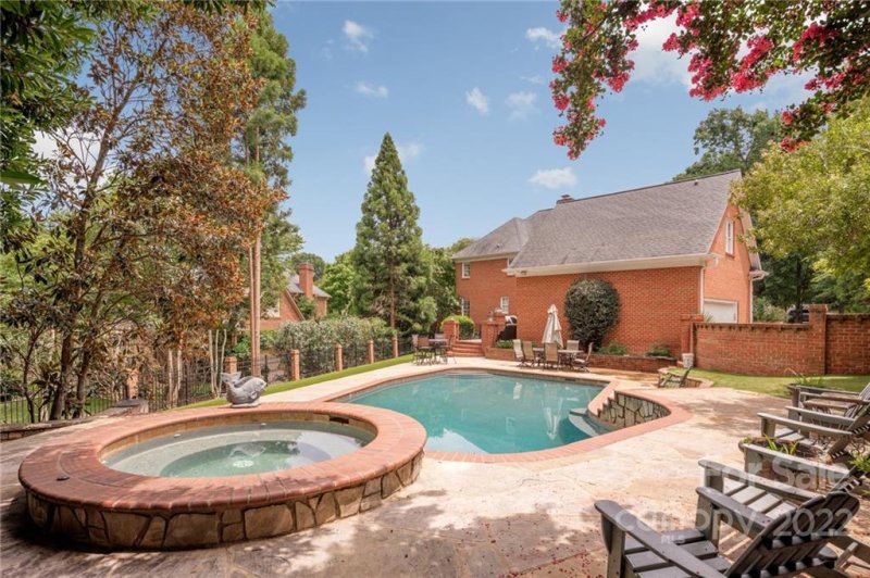 Property image 5 at 1324 Bellemeade Lane, Charlotte, NC 28270