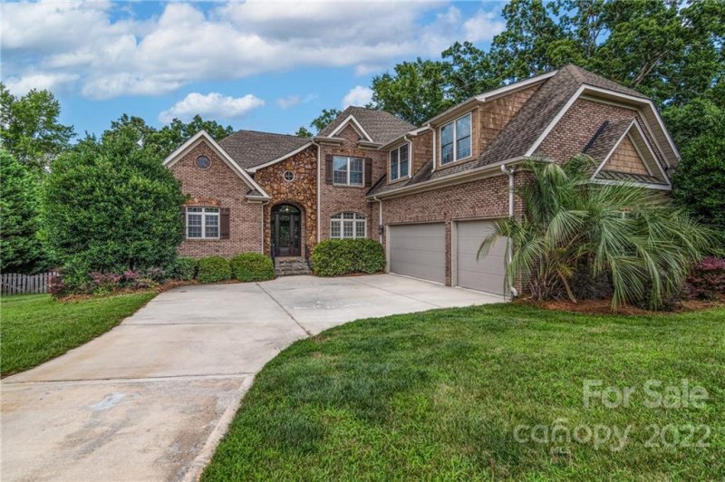 4053 Flagstone Drive