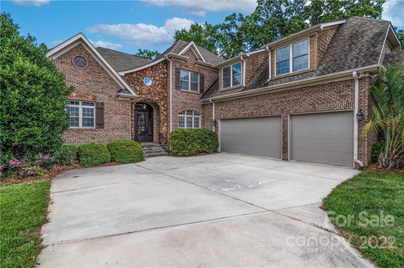Property image 2 at 4053 Flagstone Drive, Lancaster, SC 29720
