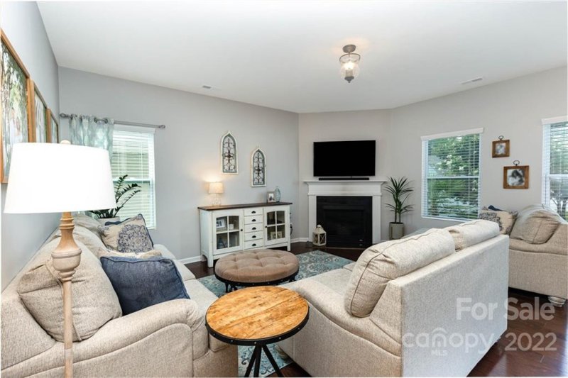 Property image 2 at 1563 Spring Blossom Trail, Fort Mill, SC 29708