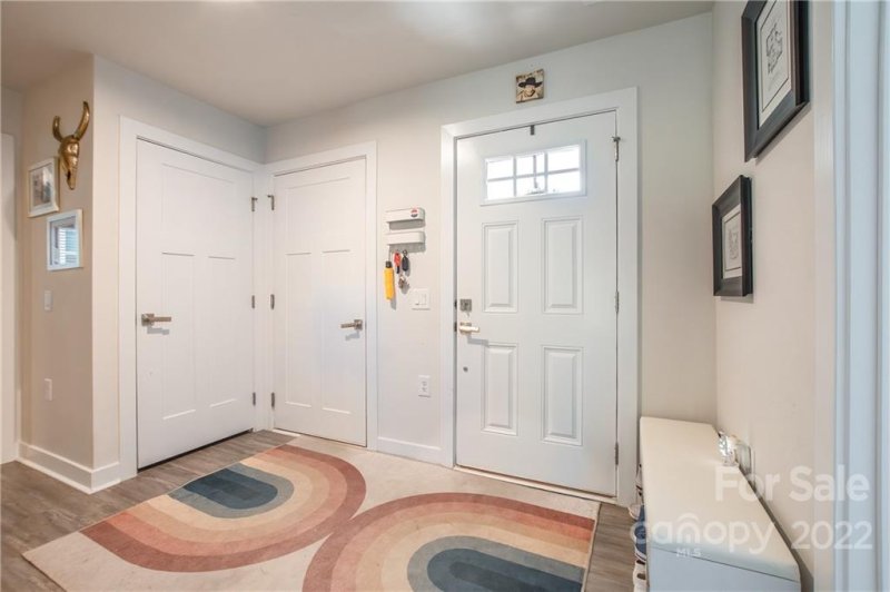 Property image 3 at 6013 Bellastead Drive, Charlotte, NC 28214