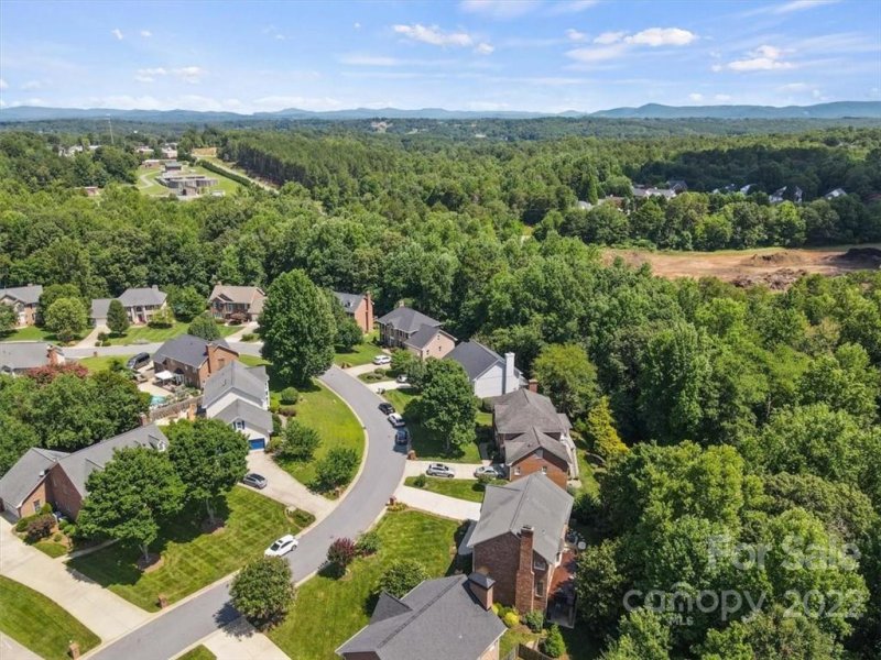 Property image 3 at 943 38th Avenue, Hickory, NC 28601