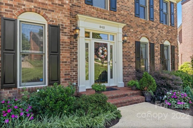 Property image 4 at 943 38th Avenue, Hickory, NC 28601