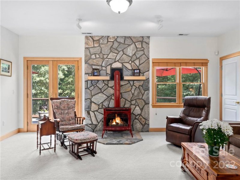 Property image 4 at 15 Alexander Crest Drive, Fairview, NC 28730