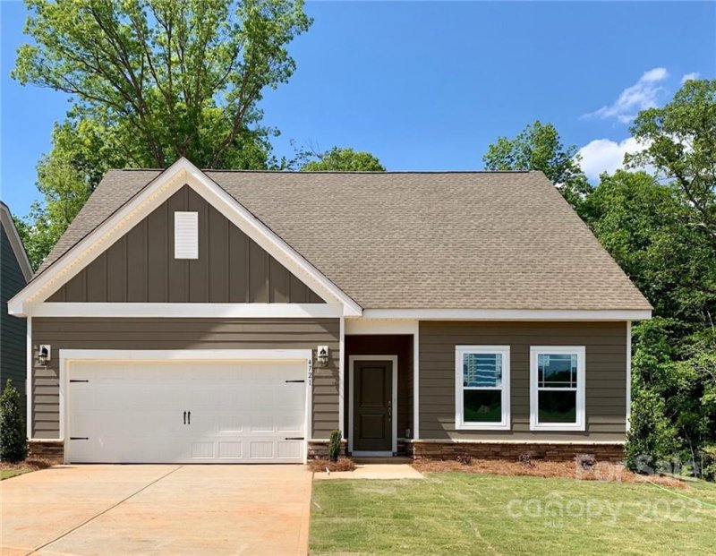 Property image 2 at 5101 Helmsworth Drive, Waxhaw, NC 28173