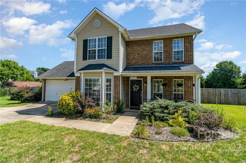 Property image 3 at 4301 Windjammer Court, Concord, NC 28027