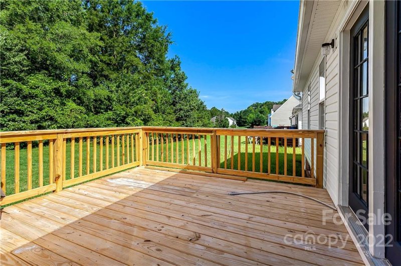 Property image 5 at 811 Eagle Bluff Court, Rock Hill, SC 29730