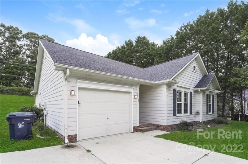 Property image 3 at 12737 Levins Hall Road, Huntersville, NC 28078